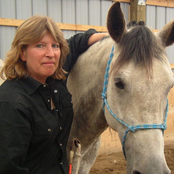 Meet your Posher, Debbie - Picture 1 of 1